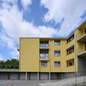 https://efi-residence-holzova-28.brnohotels.org